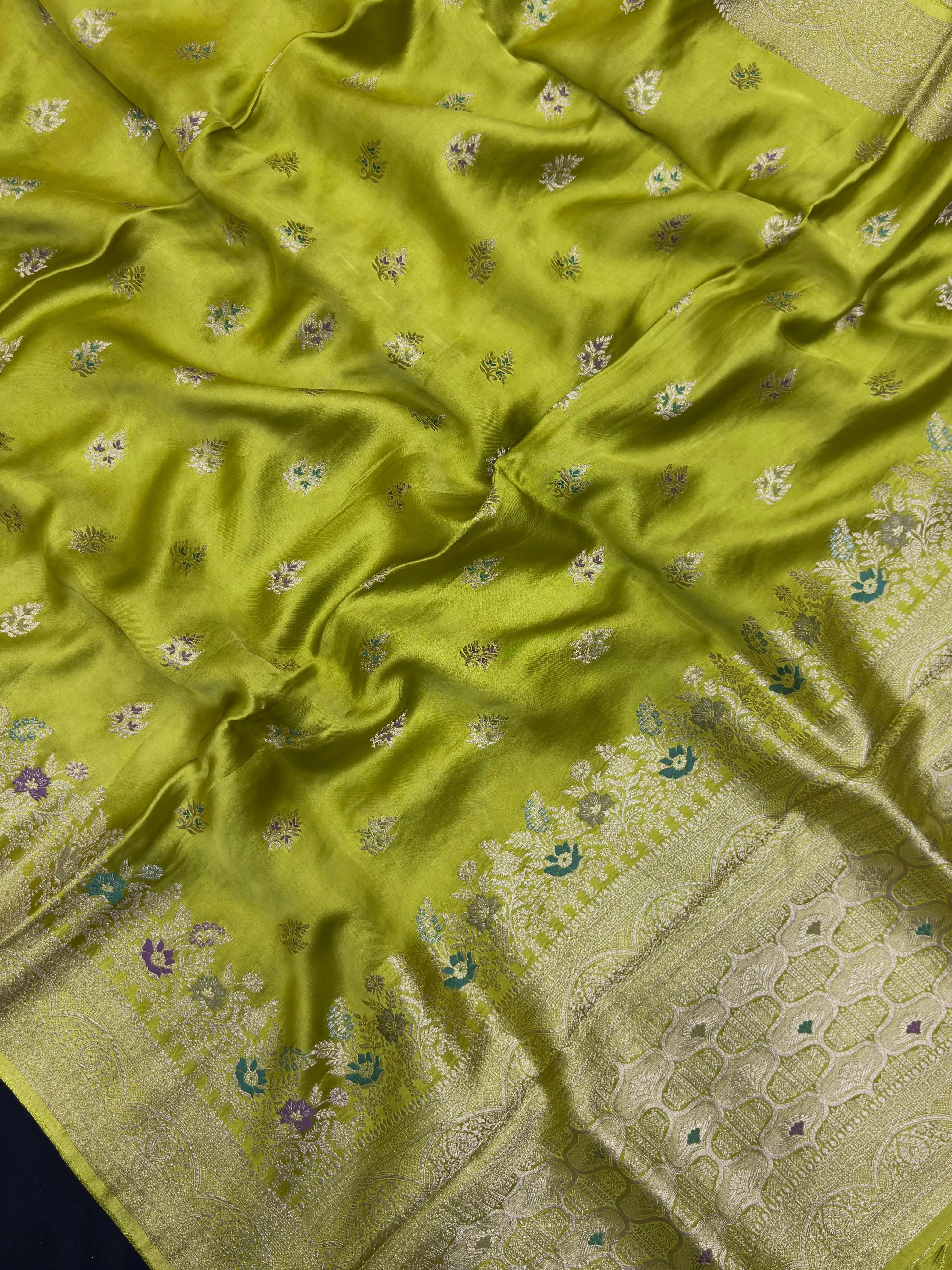 Designer Mashru Silk Saree with Rich Shine & Soft Texture 