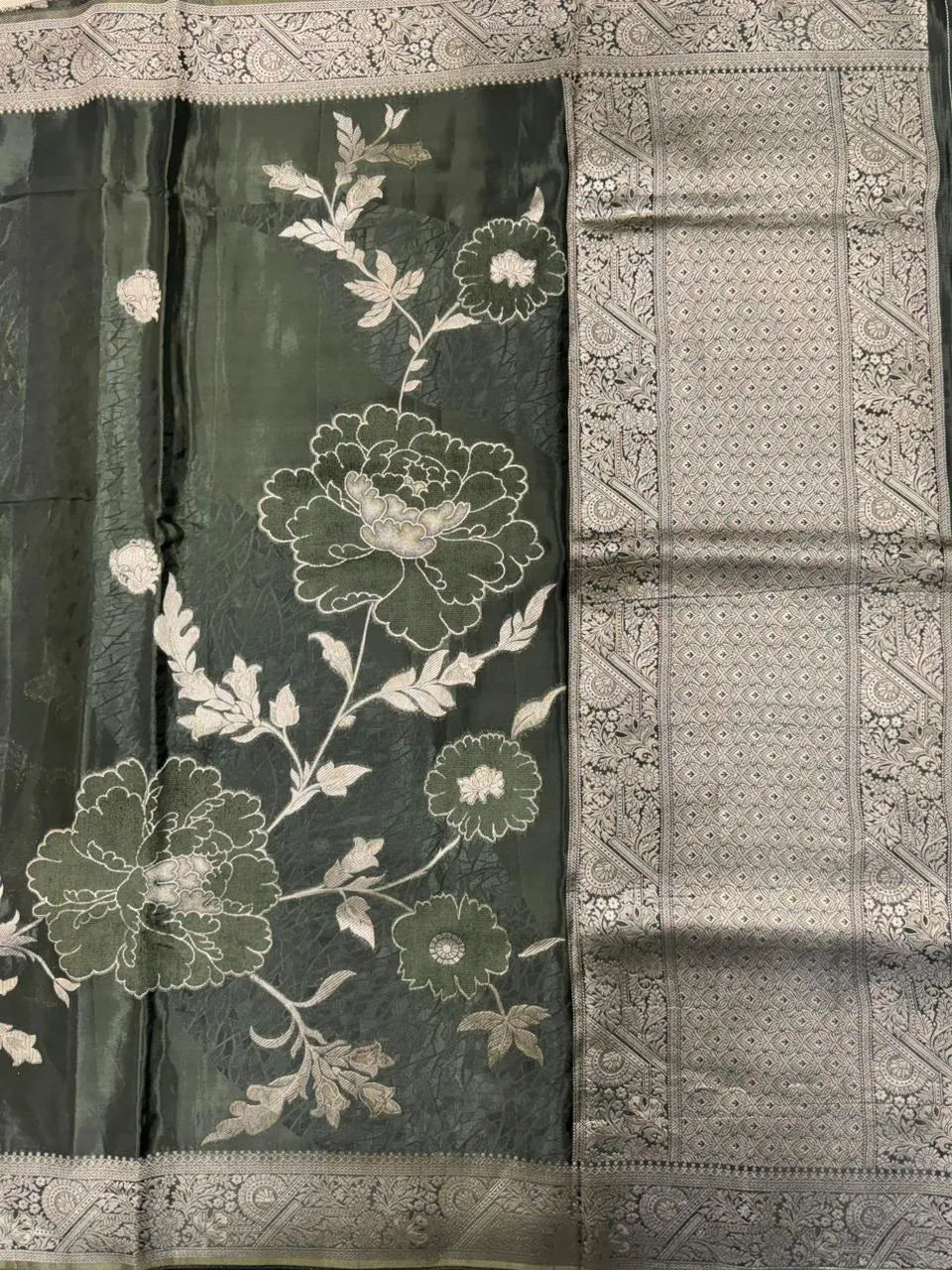 Beautiful Viscose Silk Saree for Wedding & Functions