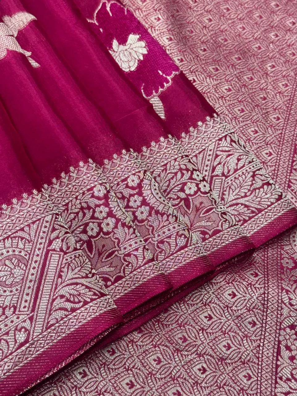Beautiful Viscose Silk Saree for Wedding & Functions