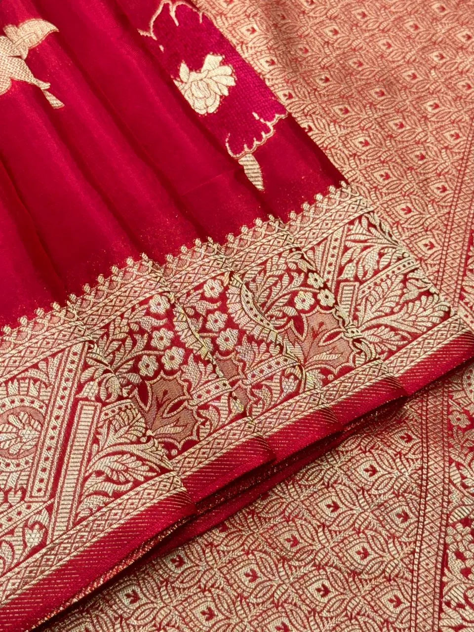 Beautiful Viscose Silk Saree for Wedding & Functions