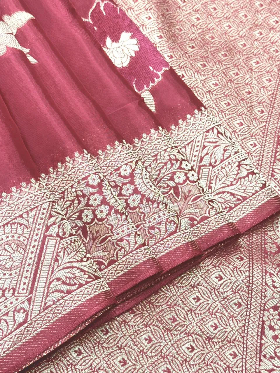 Beautiful Viscose Silk Saree for Wedding & Functions