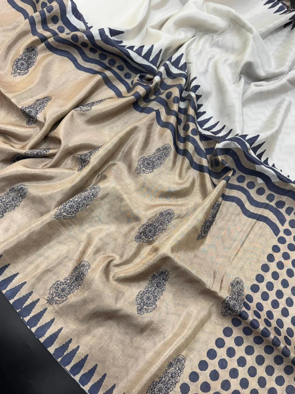 Sophisticated Beauty Semi Tussar Silk Saree