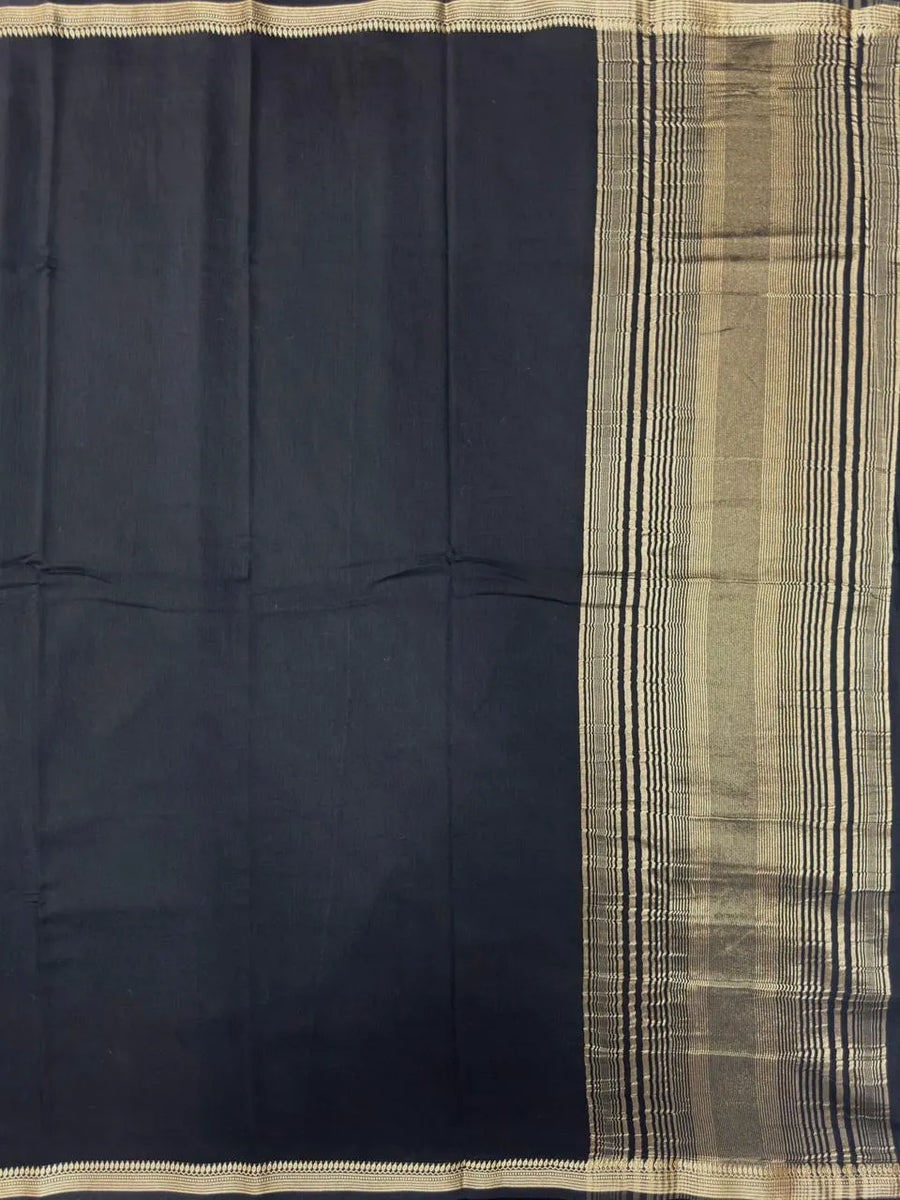 Handcrafted Musk Cotton Saree with Smooth Finish (NS Vinita)