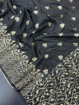 Regal Floral Zari Woven Raw Silk Saree