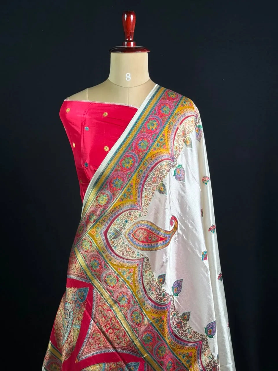Premium Pashmina Saree with Intricate Paisley Motifs & Ornate Heritage Border