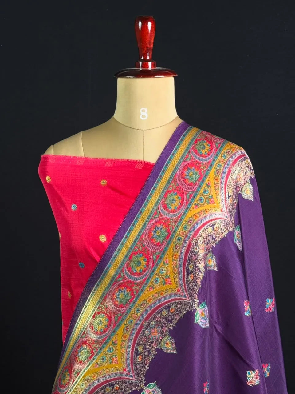 Premium Pashmina Saree with Intricate Paisley Motifs & Ornate Heritage Border