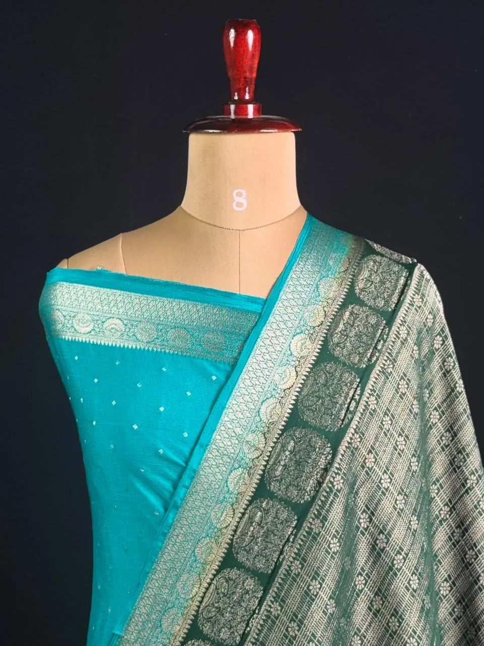 Georgette Saree Zari Weaving & Traditional Floral Border