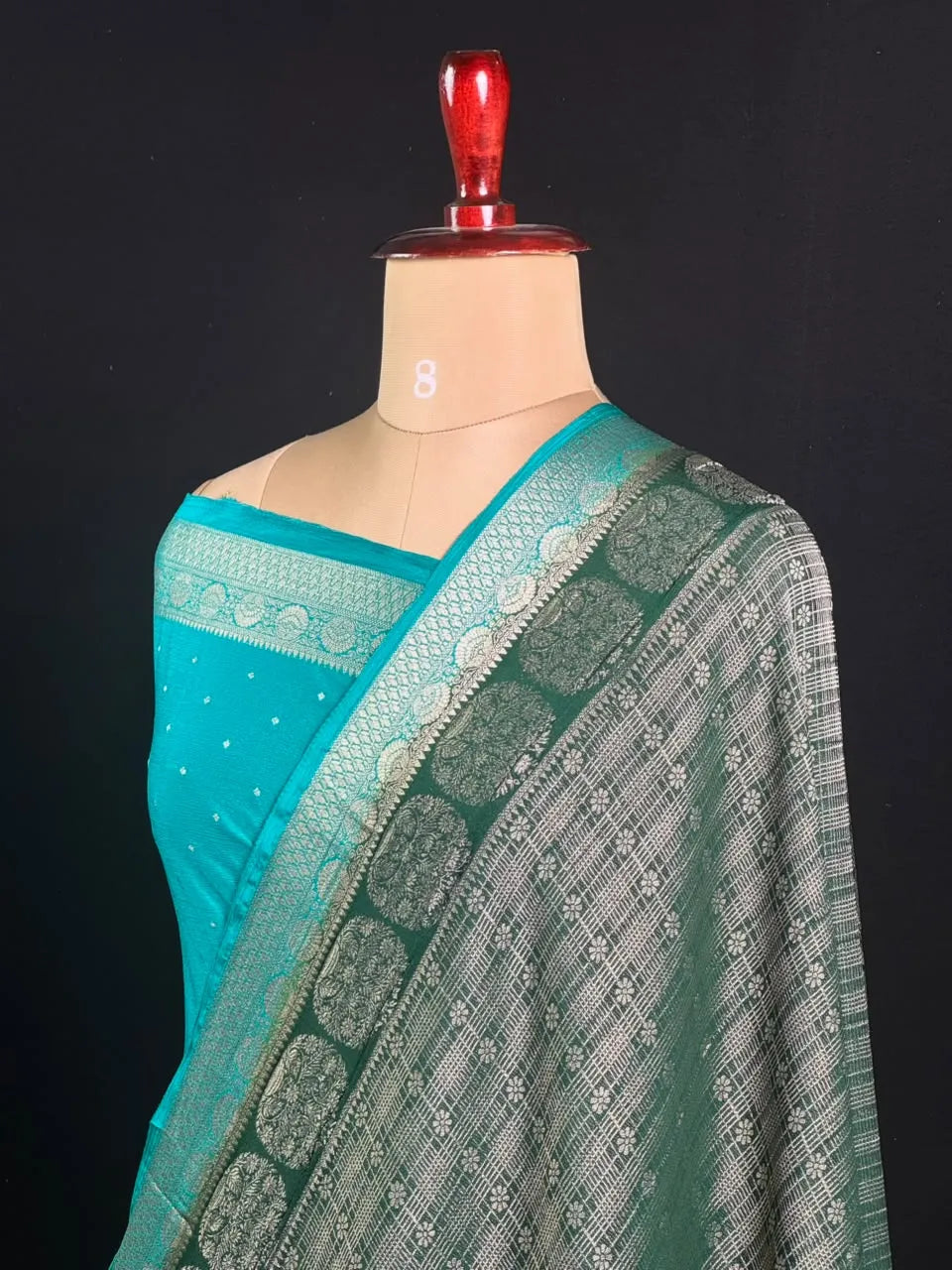 Georgette Saree Zari Weaving & Traditional Floral Border