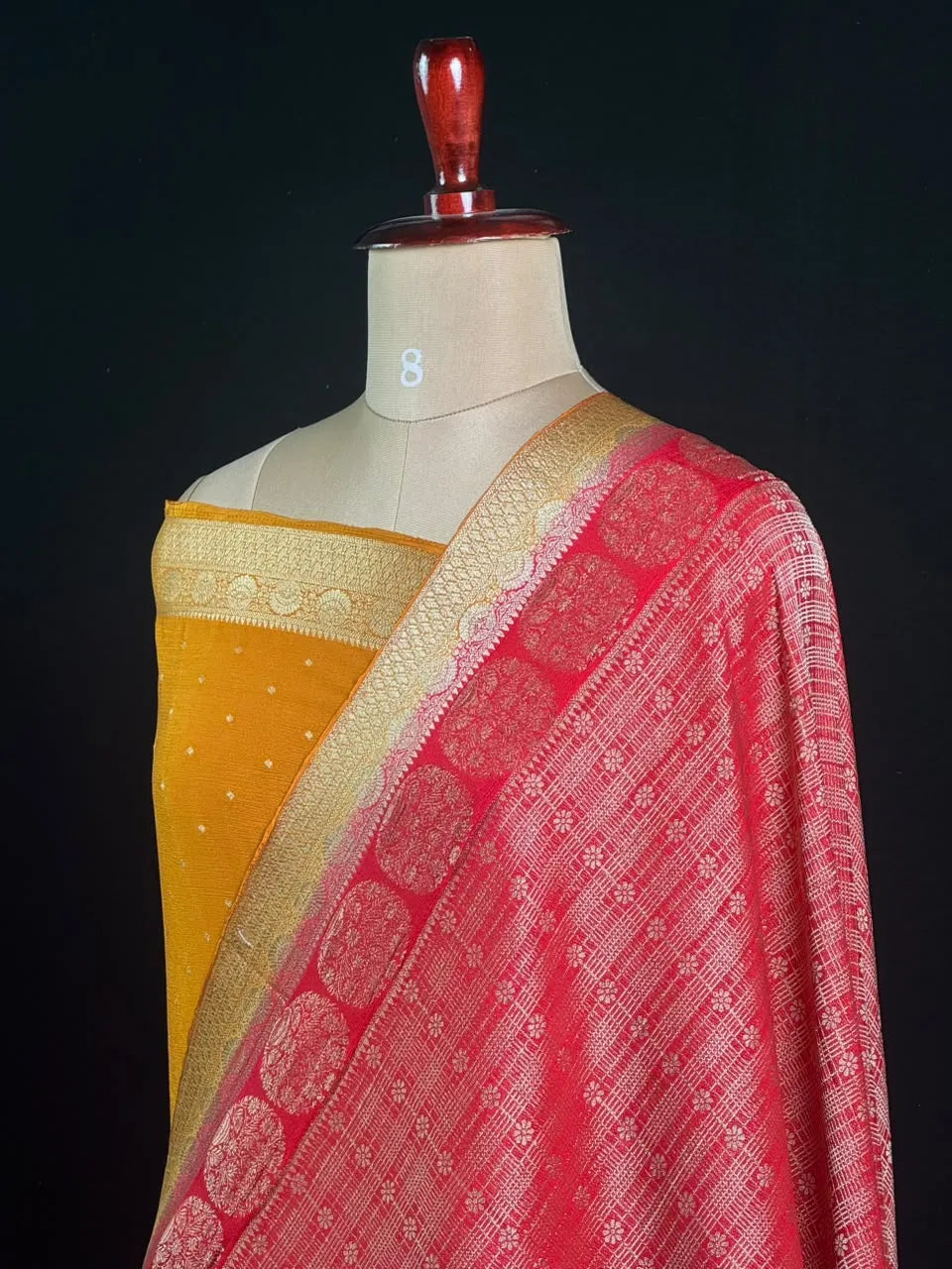 Georgette Saree Zari Weaving & Traditional Floral Border