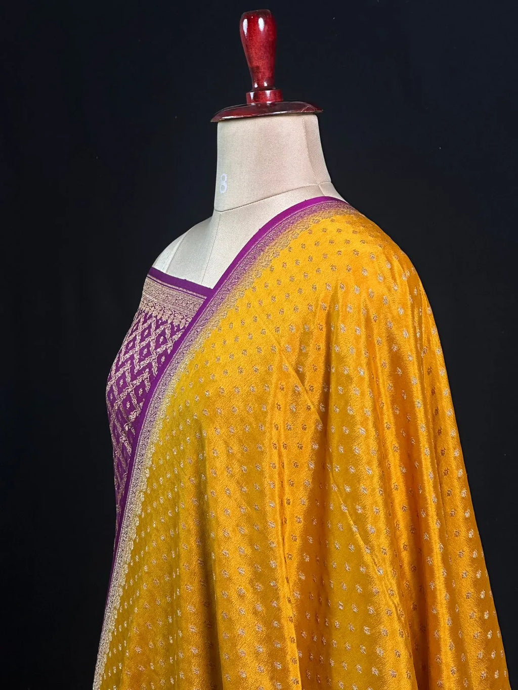 Pure Banarasi Crepe Saree Piping Border
