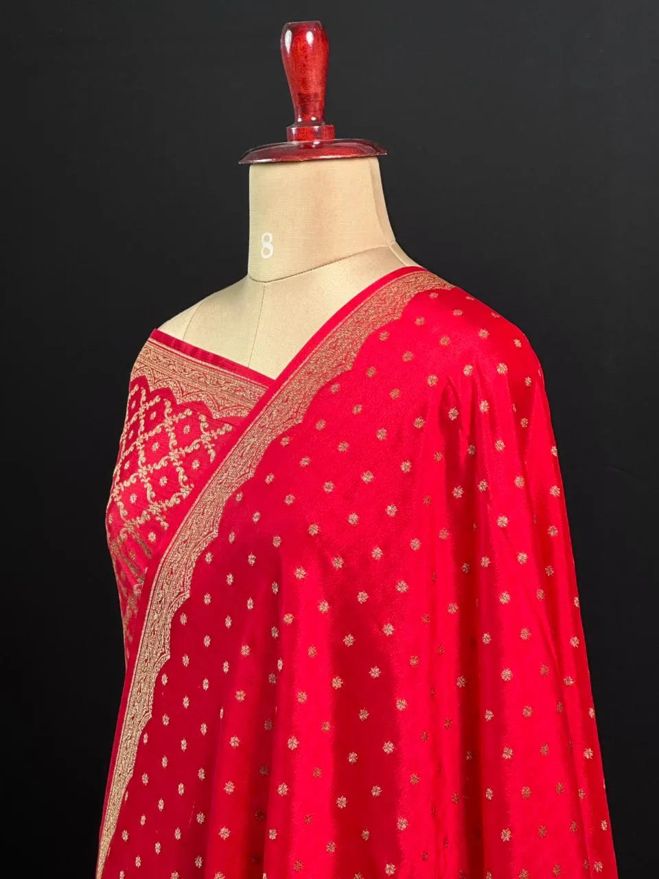 Pure Banarasi Crepe Silk Saree (Small border)