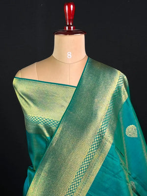  Pure Kanchipuram Silk Saree with Rich Gold Zari Border