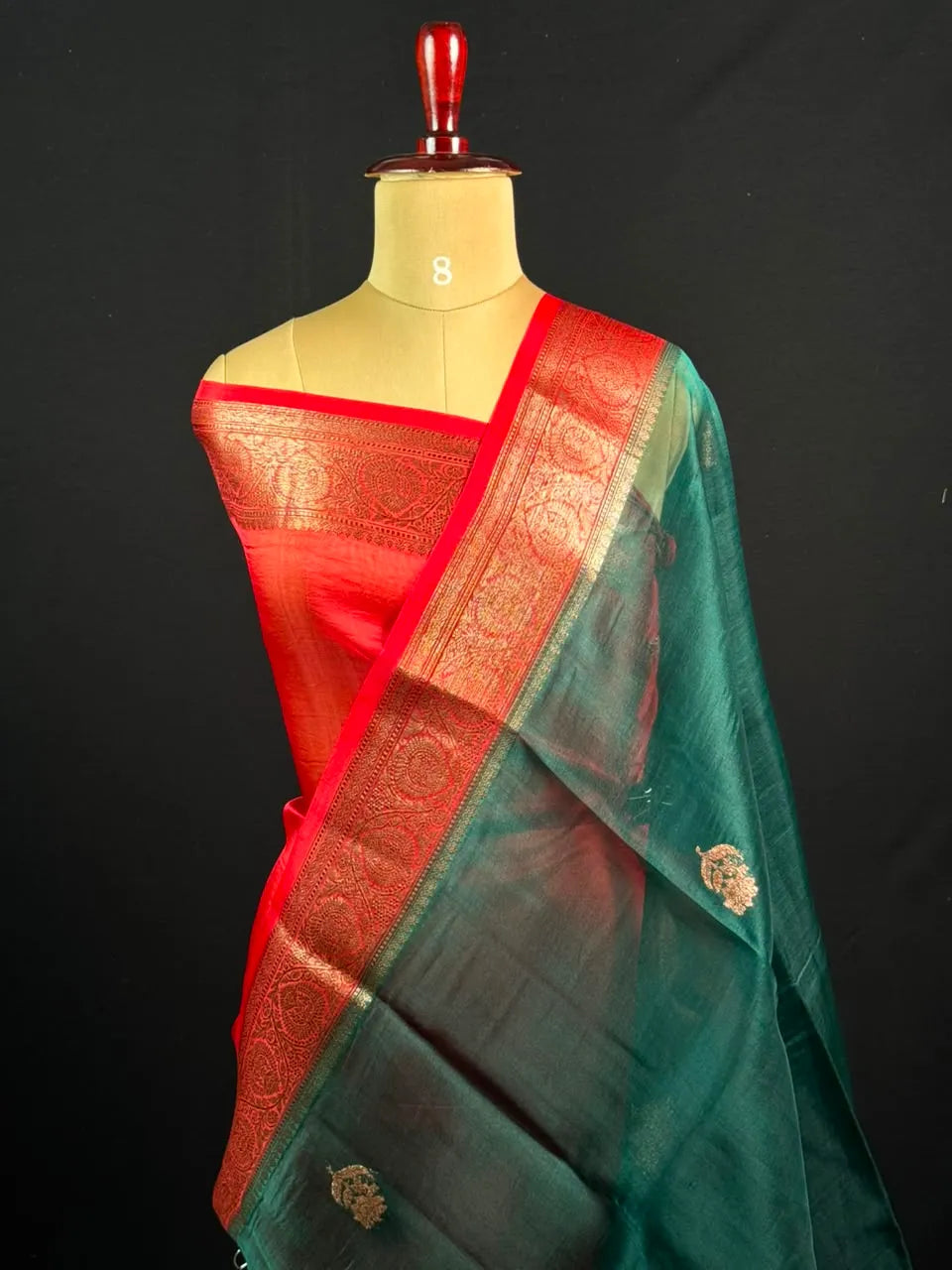 Classic Pure Organza Silk Saree with Exquisite Zari Detailing