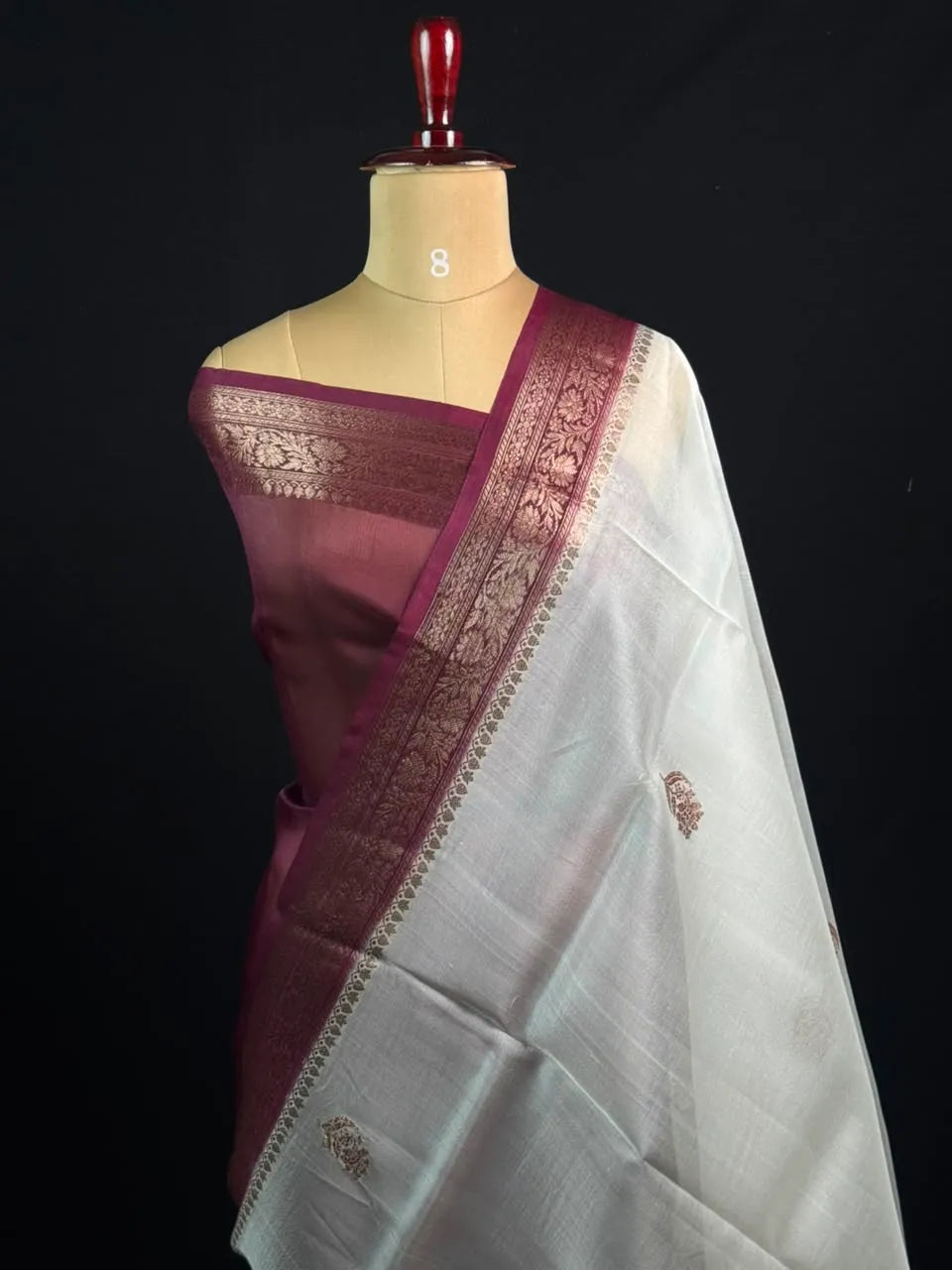 Classic Pure Organza Silk Saree with Exquisite Zari Detailing