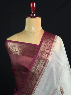 Classic Pure Organza Silk Saree with Exquisite Zari Detailing