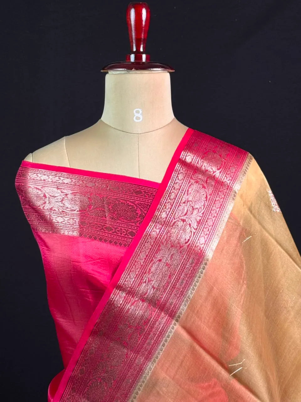 Classic Pure Organza Silk Saree with Exquisite Zari Detailing