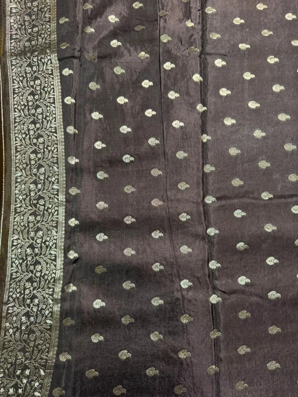 Pure Klassy Viscose Saree