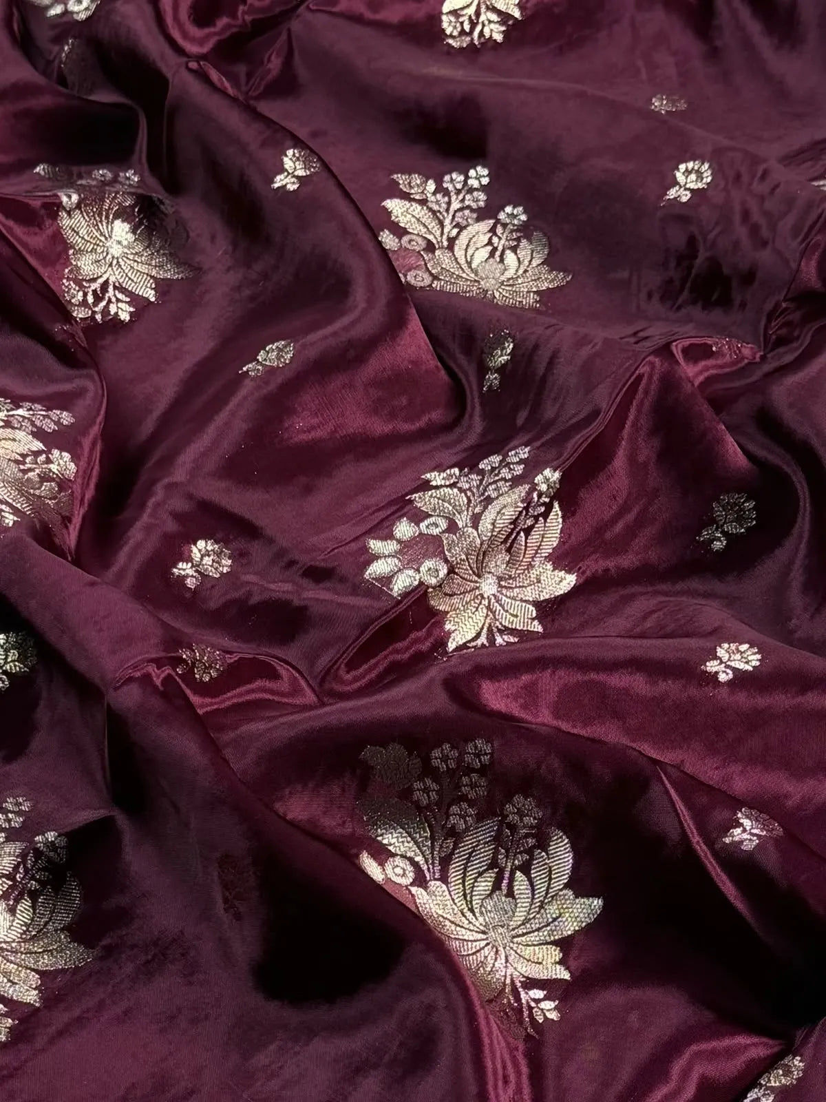 Pure Klassy Viscose Saree