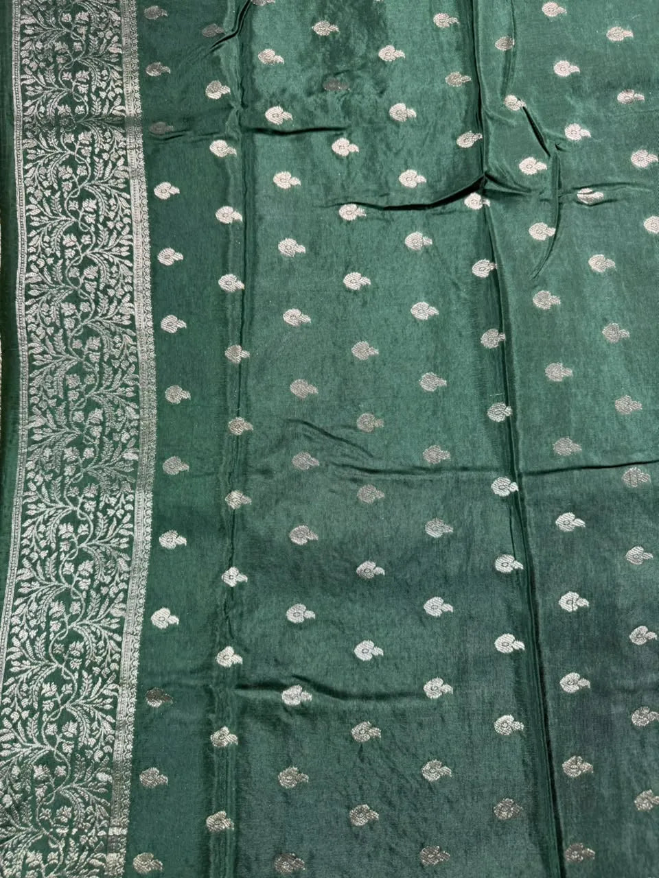 Pure Klassy Viscose Saree