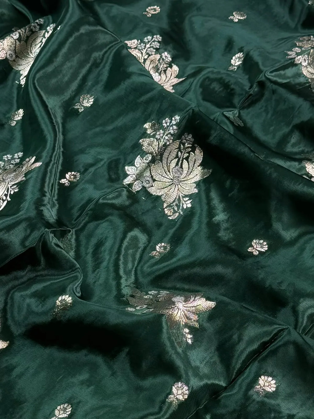 Pure Klassy Viscose Saree 