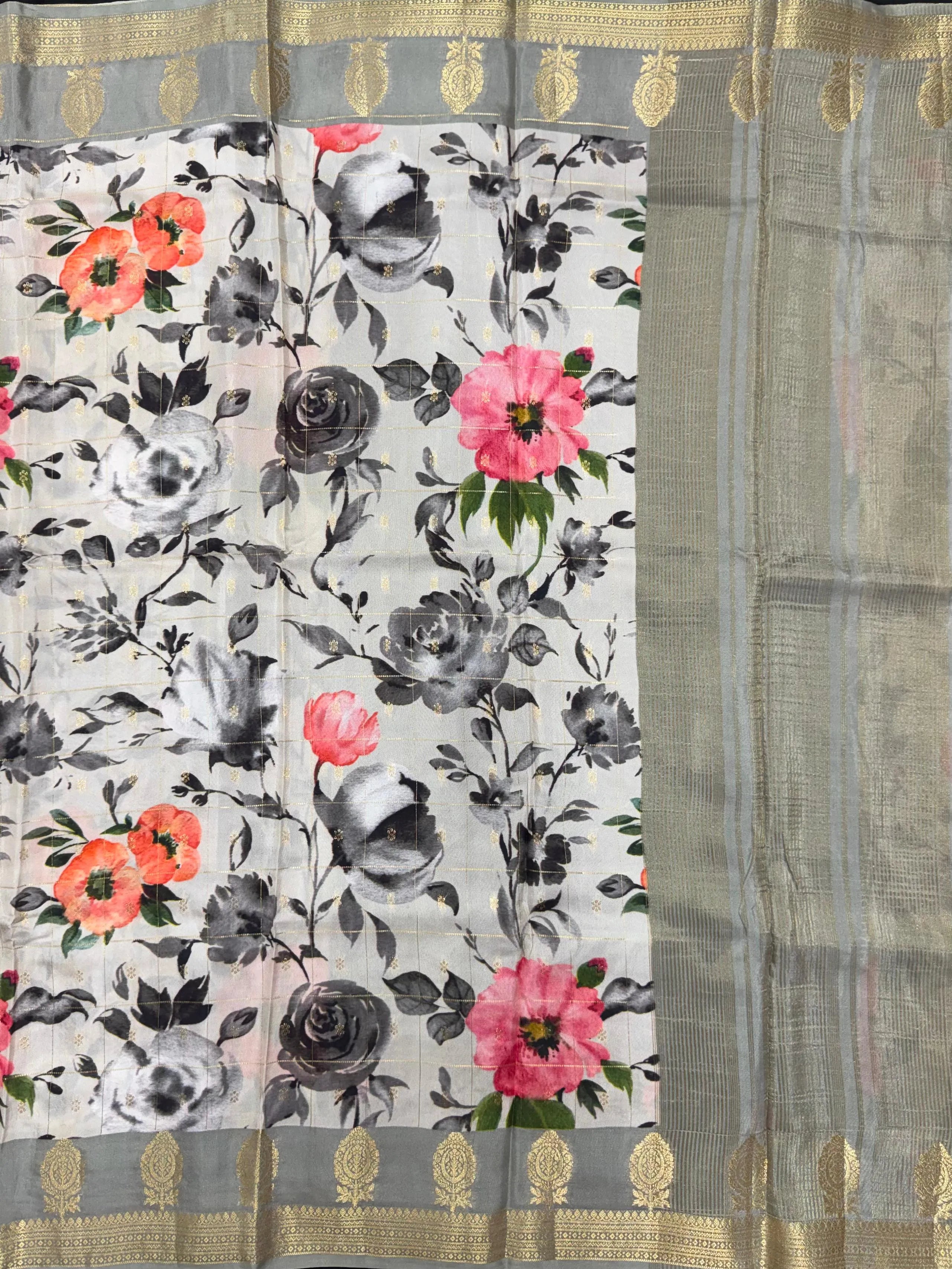 Charming Viscose Silk Saree with Modern Appeal (Print Vastra)