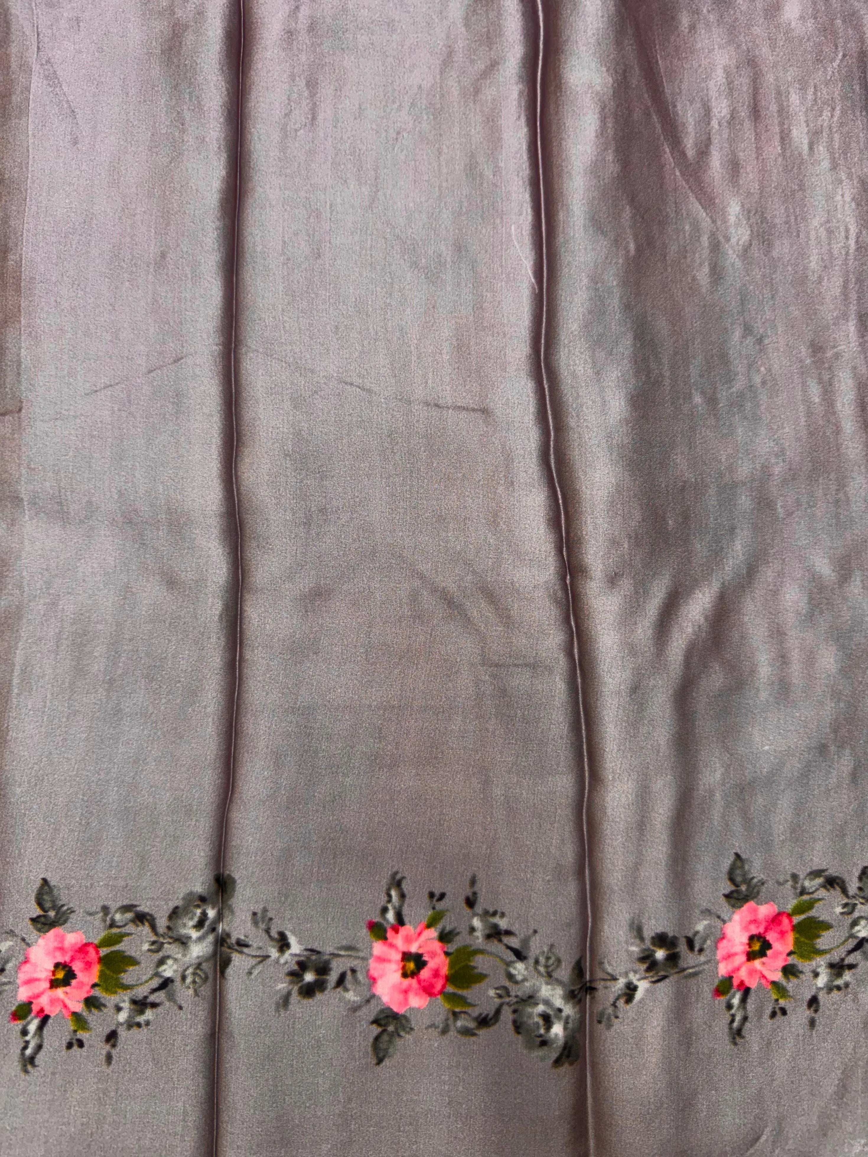 Charming Viscose Silk Saree with Modern Appeal (Print Vastra)