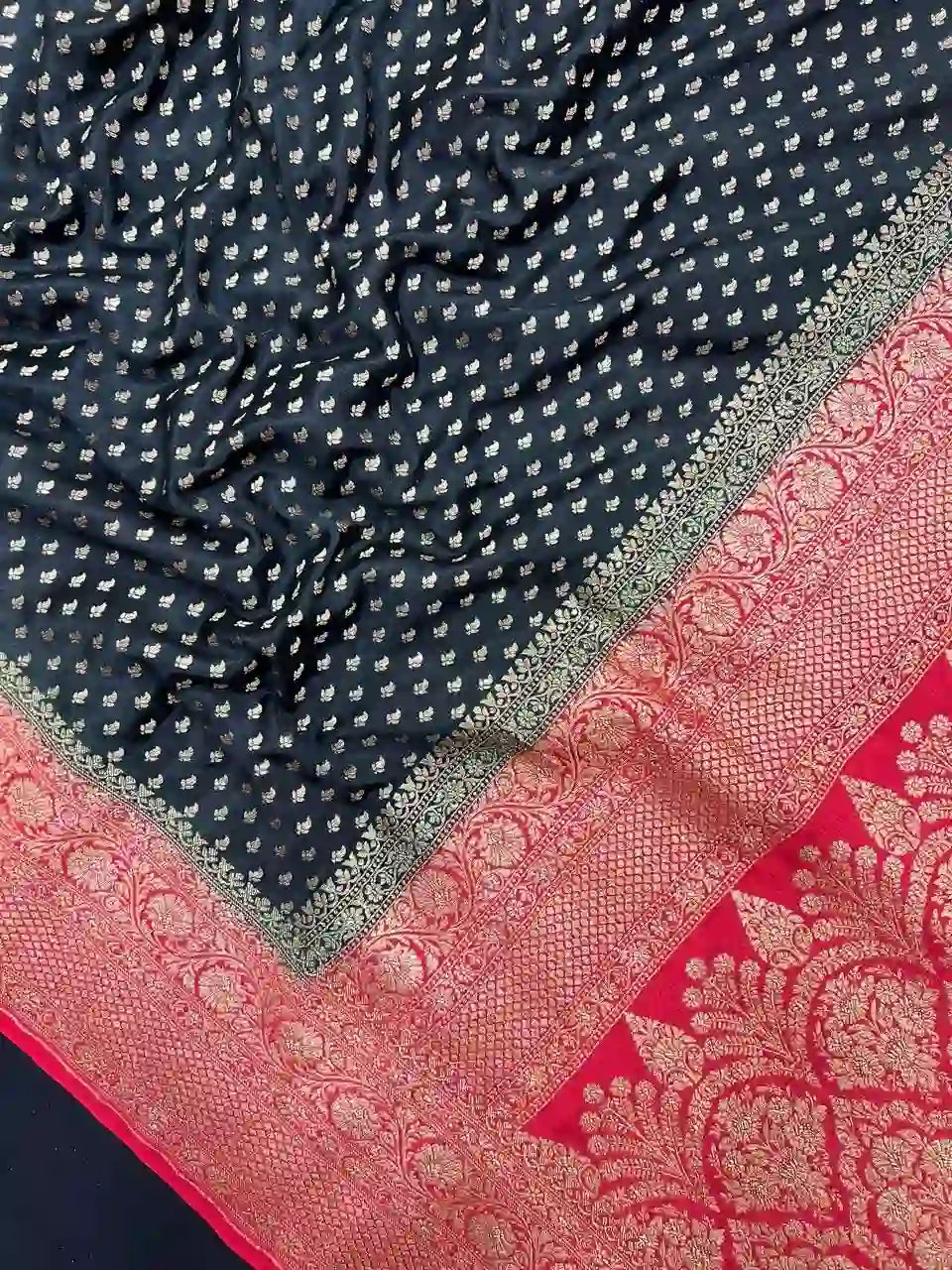 Timeless Pure  Banarasi Crepe Silk Saree