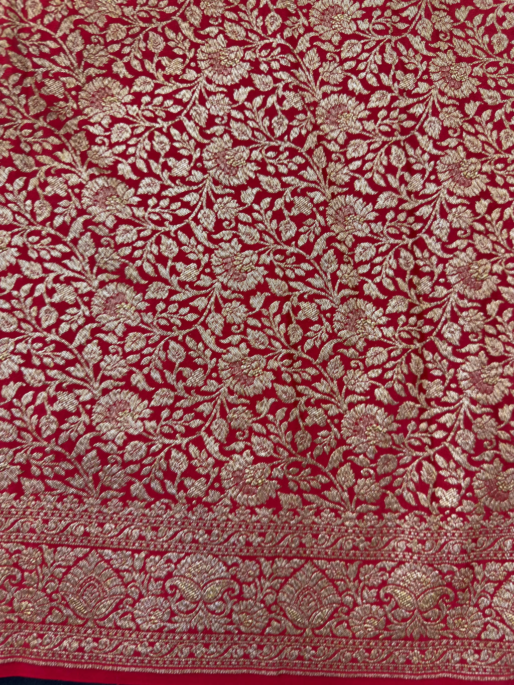 Pure Banarasi Crepe Silk Saree – The Perfect Choice for Wedding and Festive Wear.