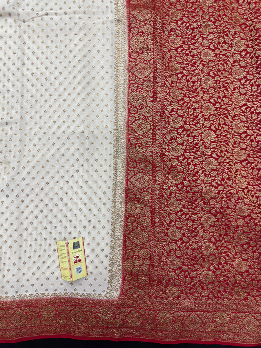 Pure Banarasi Crepe Silk Saree – The Perfect Choice for Wedding and Festive Wear.