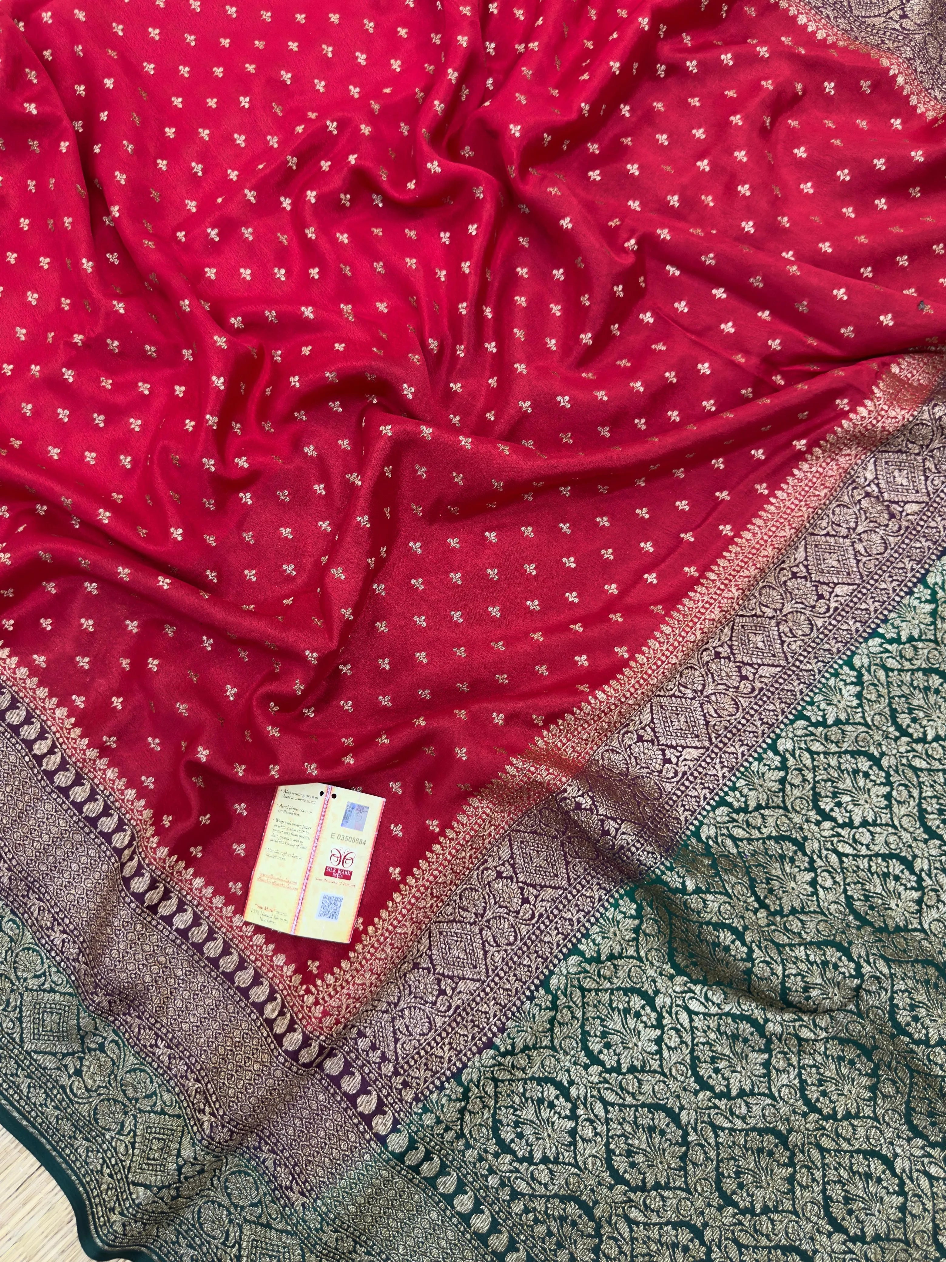 Designer 3D Pattern Pure Banarasi Crepe Silk Saree