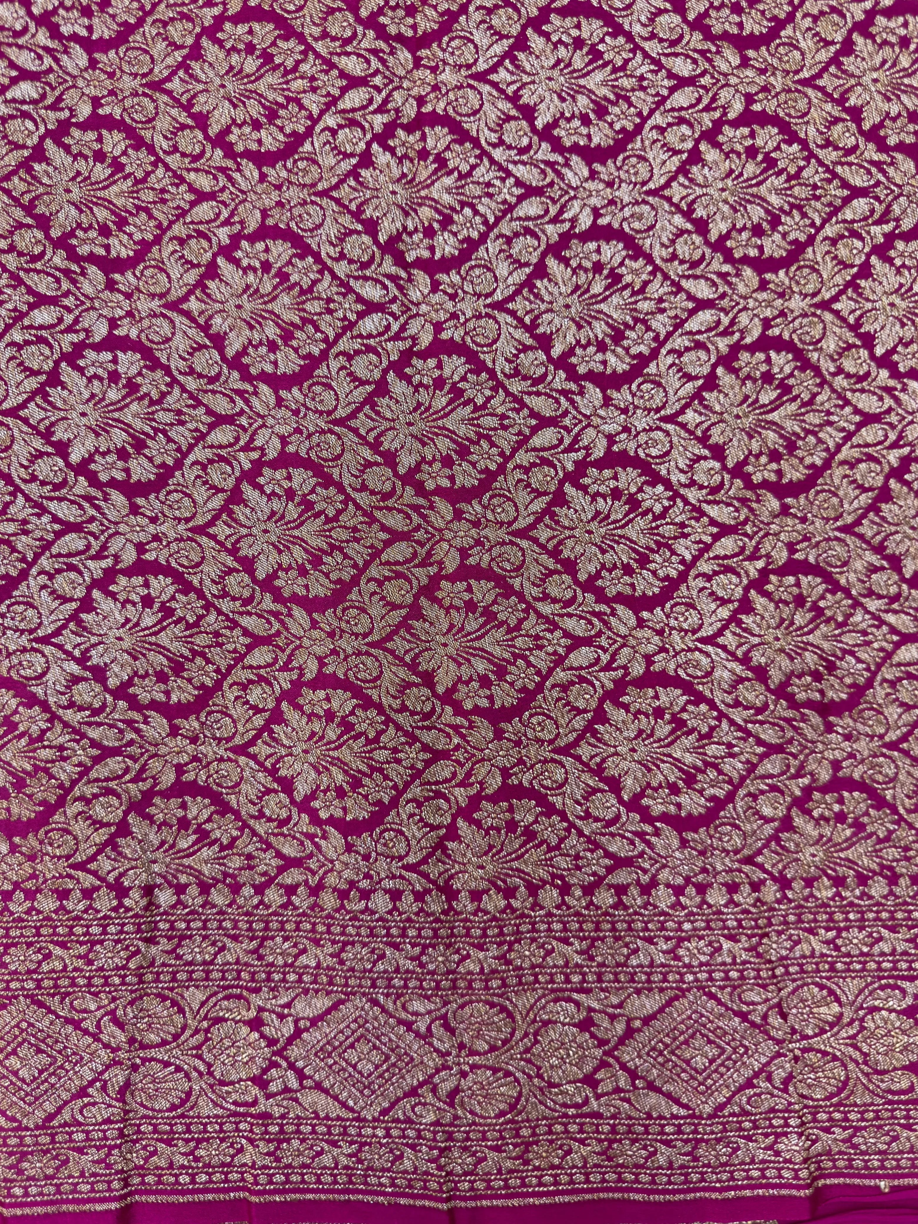 Designer 3D Pattern Pure Banarasi Crepe Silk Saree