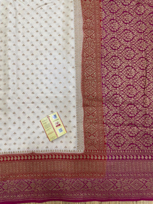 Designer 3D Pattern Pure Banarasi Crepe Silk Saree