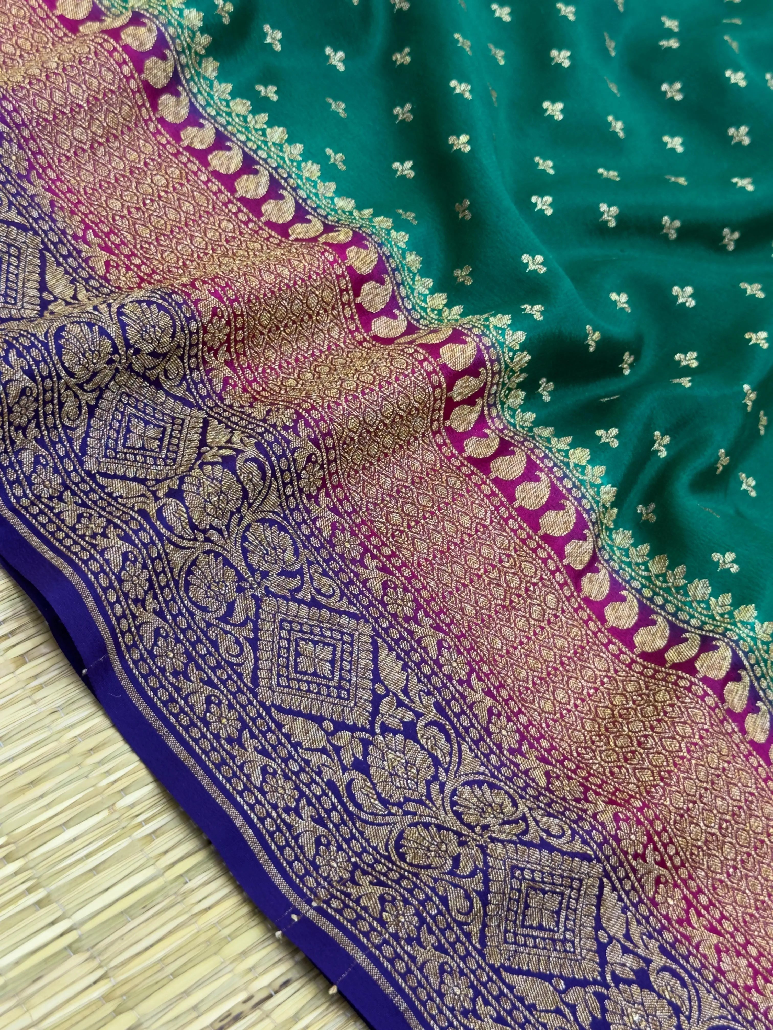 Designer 3D Pattern Pure Banarasi Crepe Silk Saree
