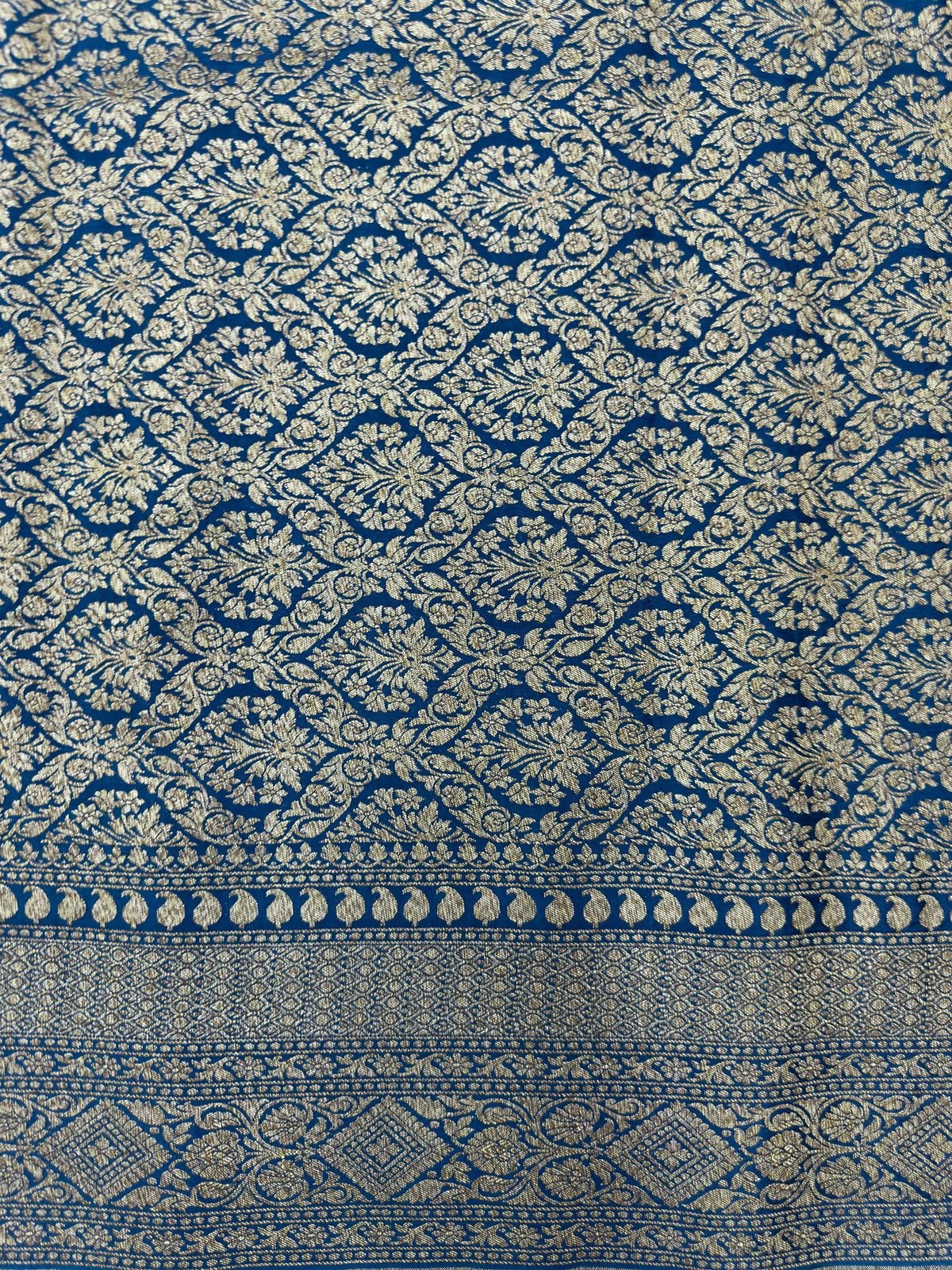 Designer 3D Pattern Pure Banarasi Crepe Silk Saree