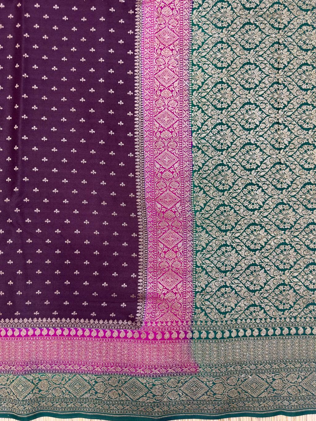 Designer 3D Pattern Pure Banarasi Crepe Silk Saree