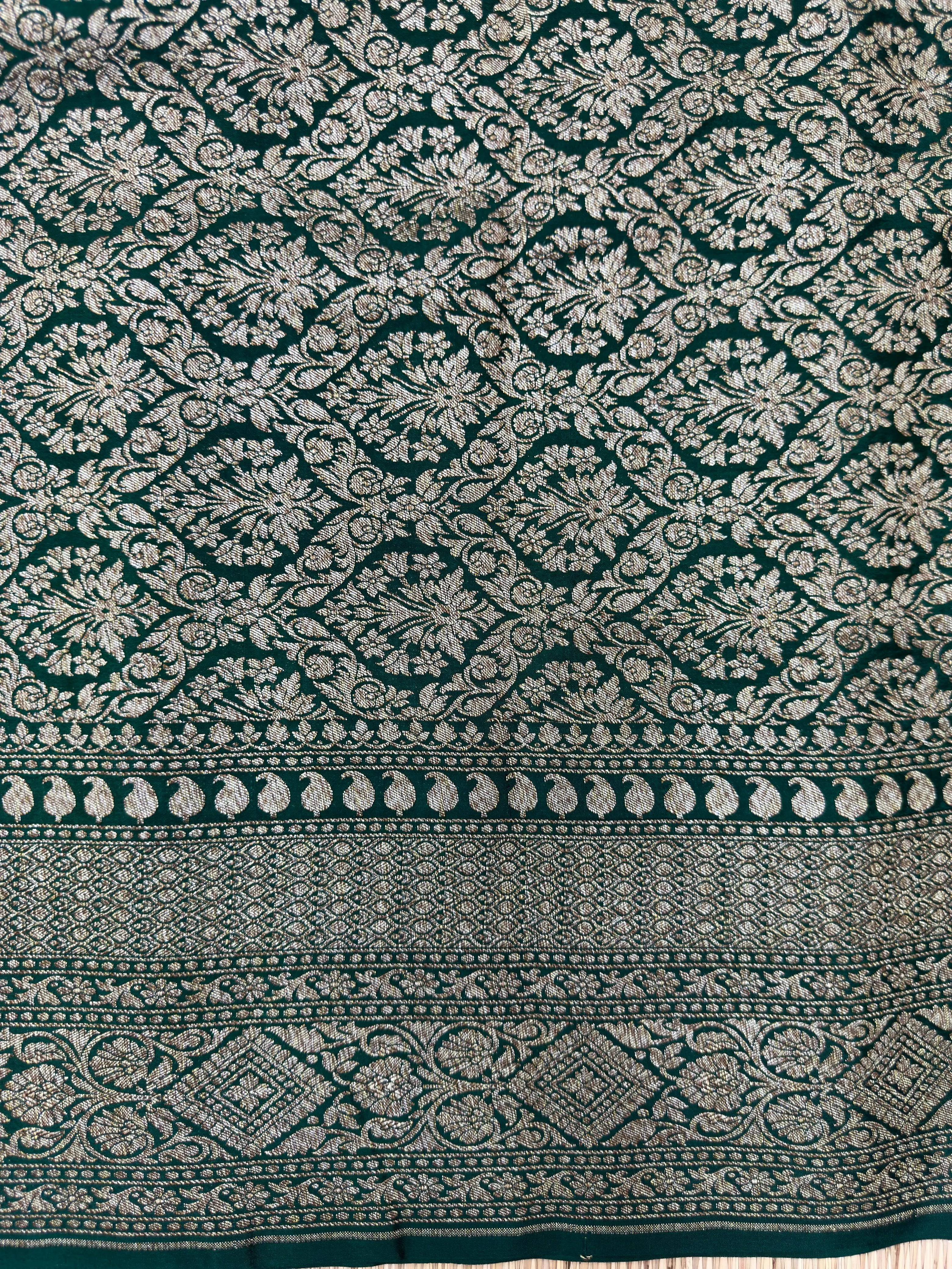 Designer 3D Pattern Pure Banarasi Crepe Silk Saree