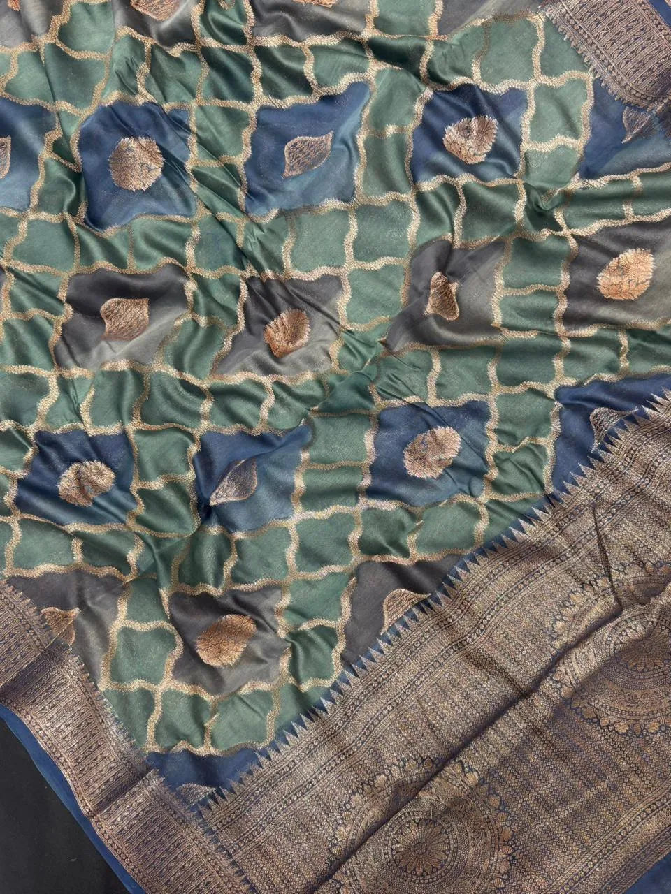 The Royal Drape: Pure Chinya Silk Saree