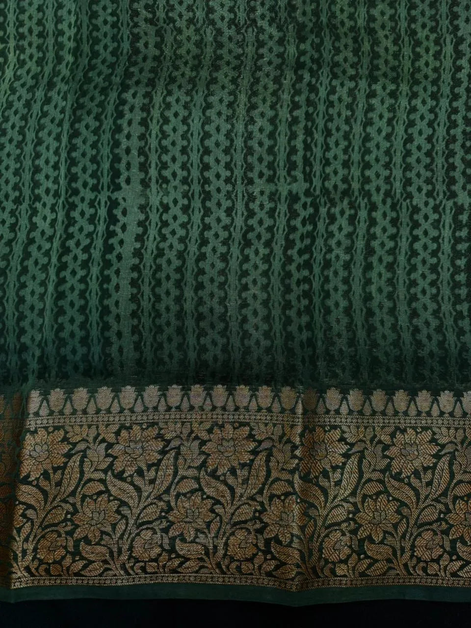 “Pure Chinya Silk Saree with Elegant Designer Border – Traditional & Luxurious” (Pure Chinya Silk H)