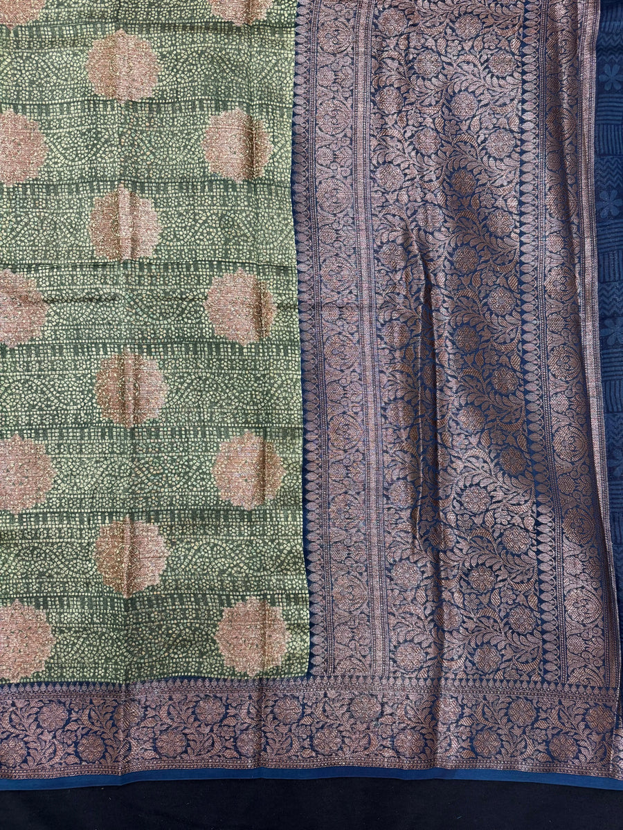 Pure Chinya Silk Saree – Lustrous Luxury Woven for Timeless Occasions