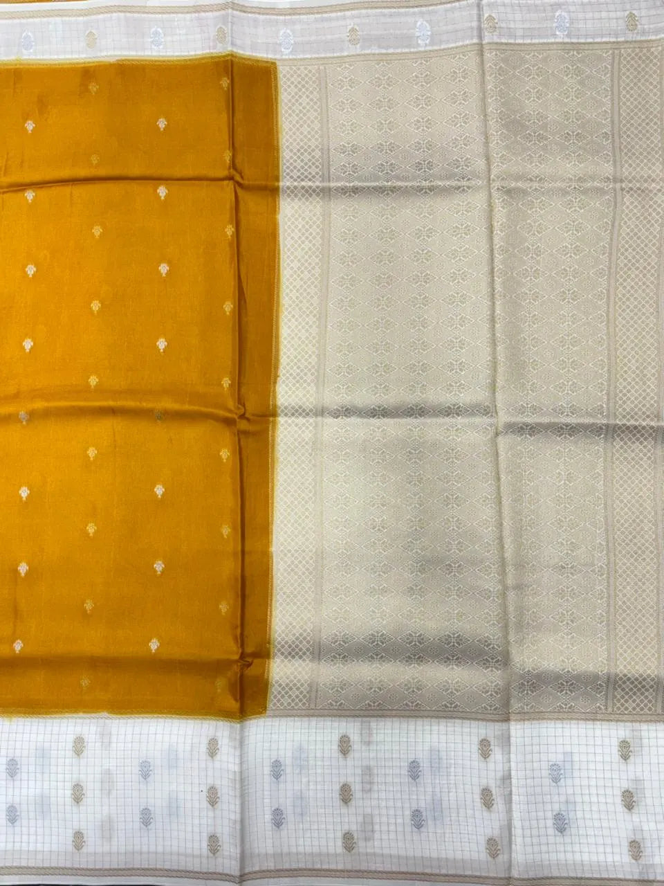 Pure Gulabi Viscose Saree