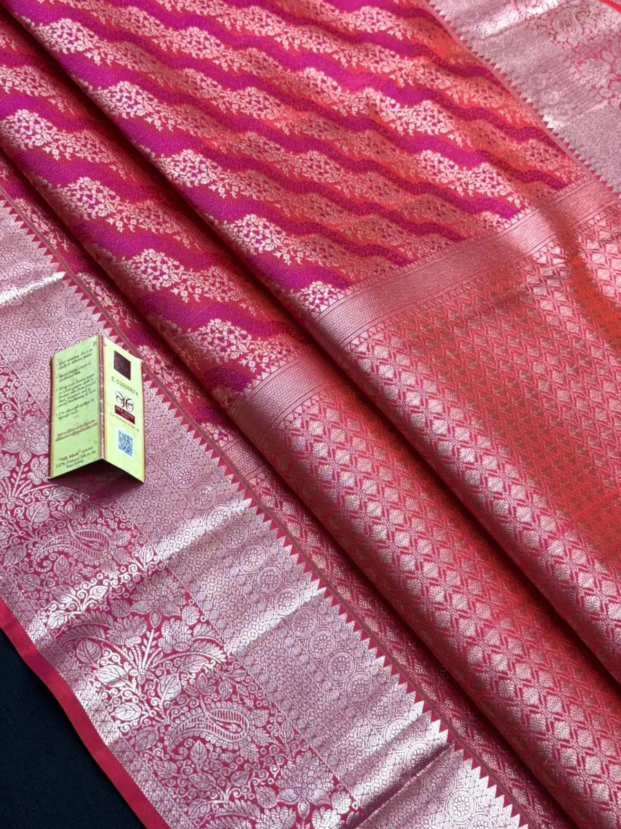 Silken Splendour – Pure Kanchipuram Wedding Saree-(Pure Vaibhogam Silk)