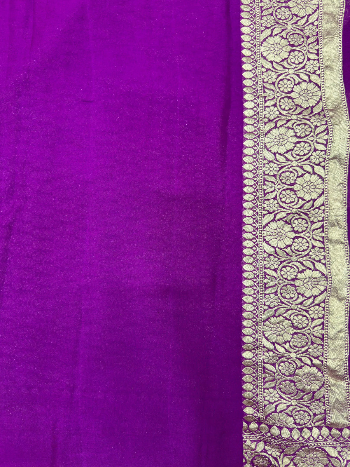 Charming Pure Georgette Silk Saree with Smooth Texture (Velvet)