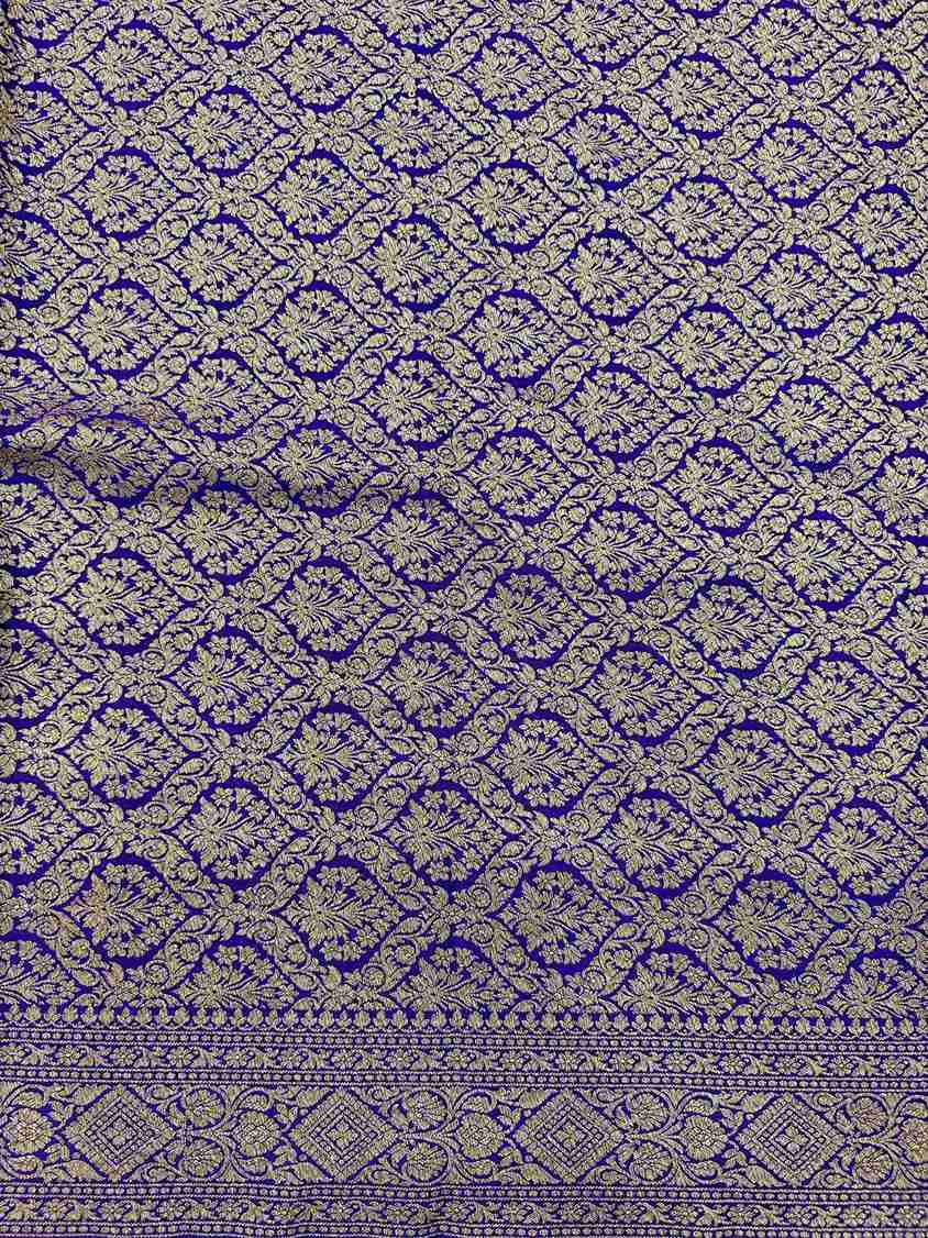 Designer 3D Pattern Pure Banarasi Crepe Silk Saree