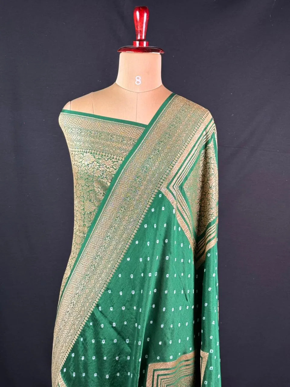 Eternal Elegance: Pure Banarasi Bandhani