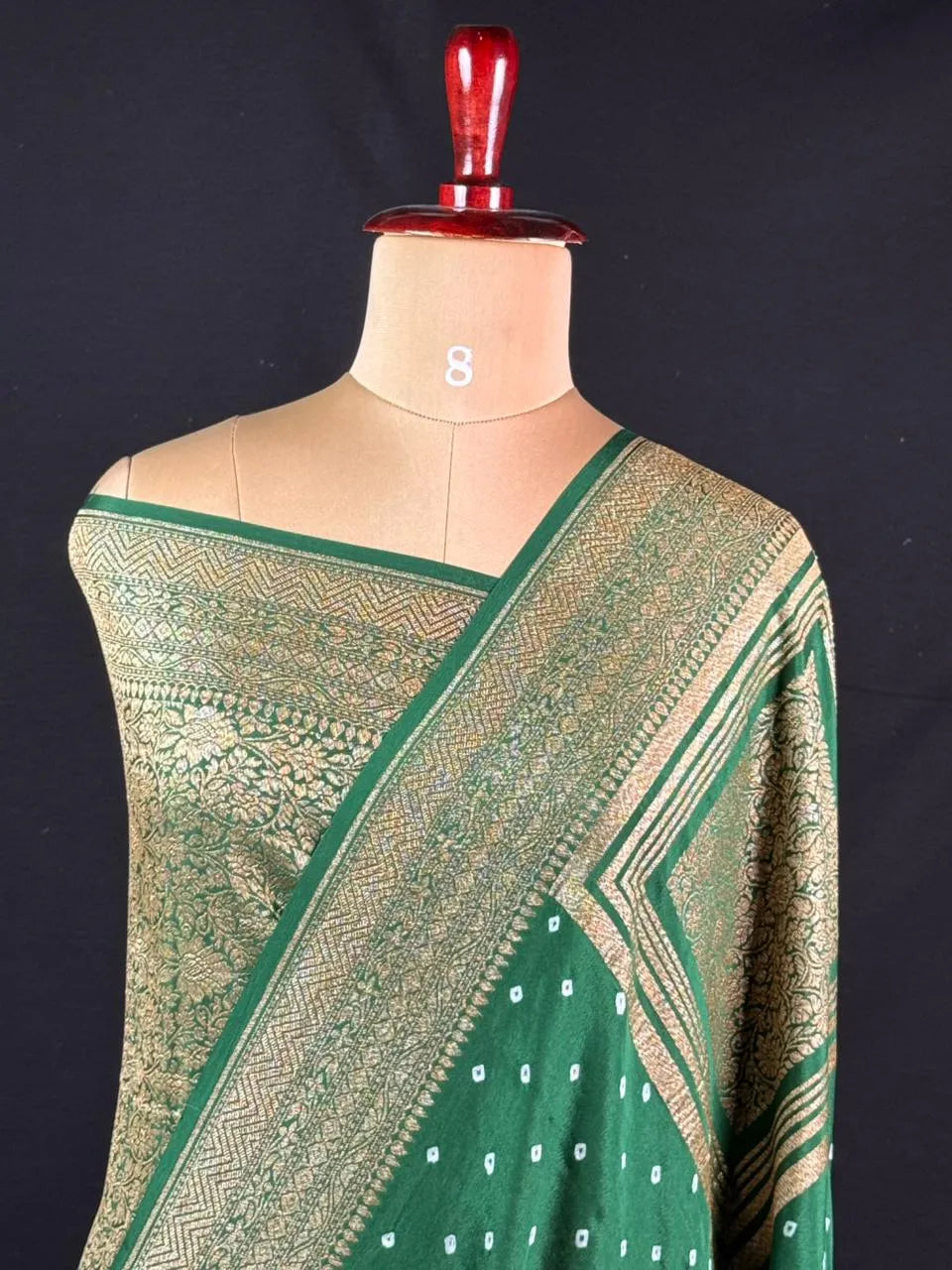 Eternal Elegance: Pure Banarasi Bandhani