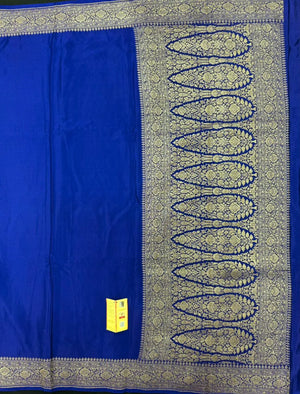 Elegant Pure Banarasi Crepe Silk Saree for Festive Grace 