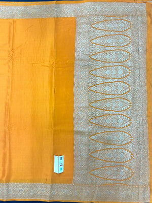 Elegant Pure Banarasi Crepe Silk Saree for Festive Grace 