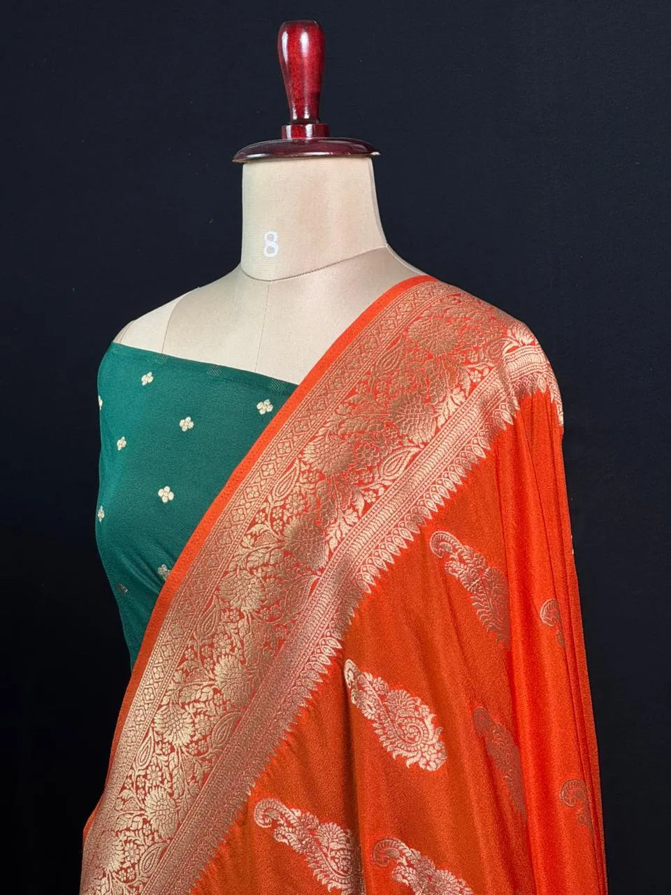 Sunehri Zari Banarasi Georgette Saree 