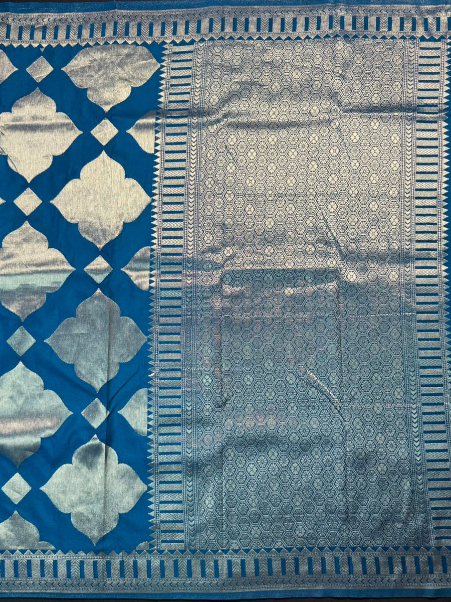 Soft Georgette Silk Saree with Zari Border