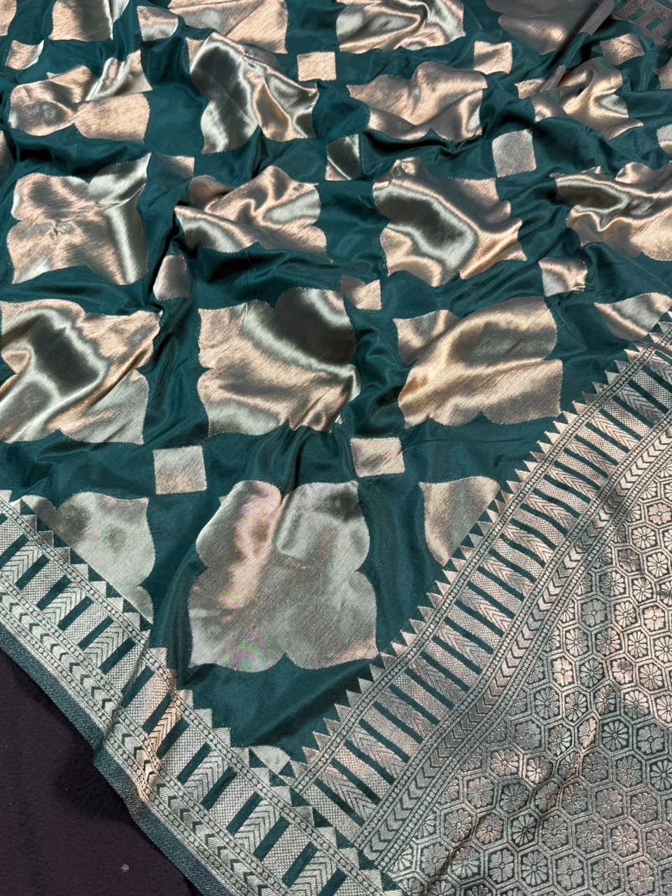 Soft Georgette Silk Saree with Zari Border 